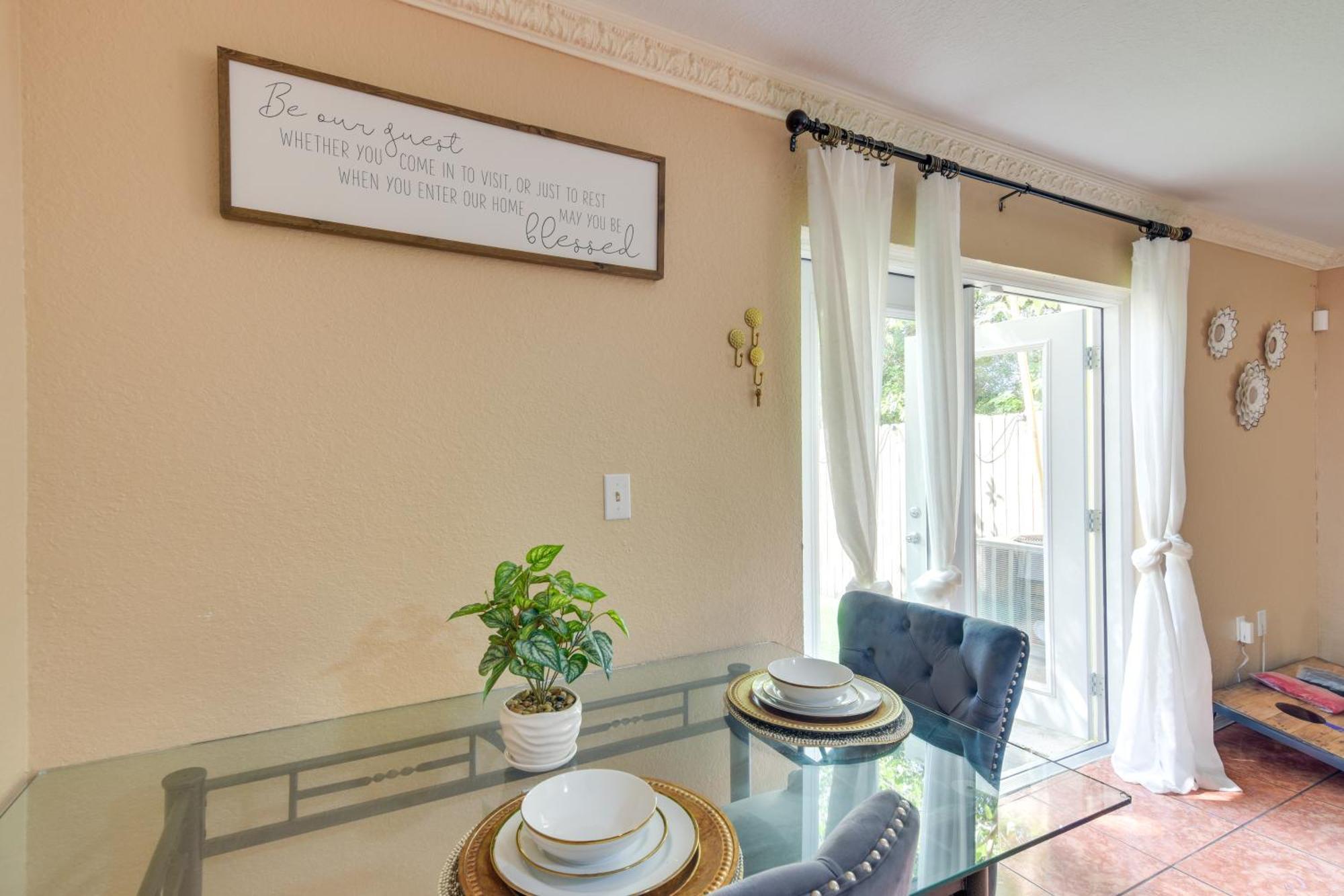 Opa-Locka Townhome, 15 Mi To Miami Beach! Esterno foto