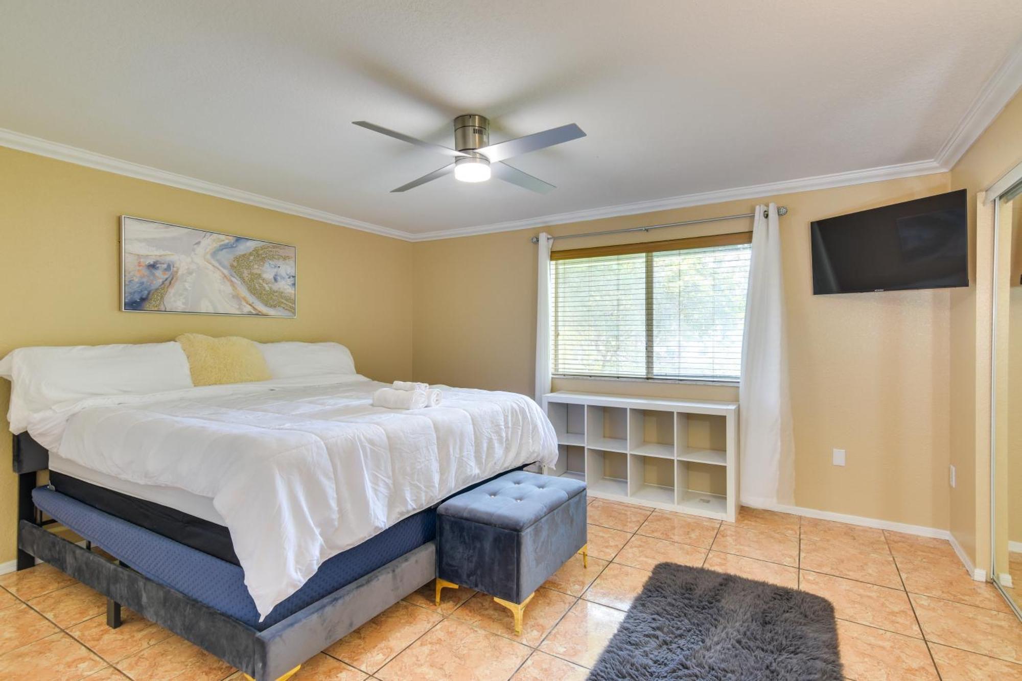 Opa-Locka Townhome, 15 Mi To Miami Beach! Esterno foto