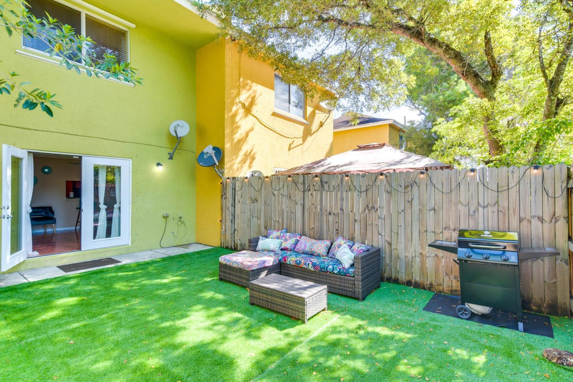 Opa-Locka Townhome, 15 Mi To Miami Beach! Esterno foto